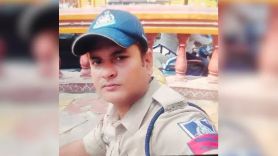 h63qvf1o_indore-head-police-constable-_625x300_13_March_25
