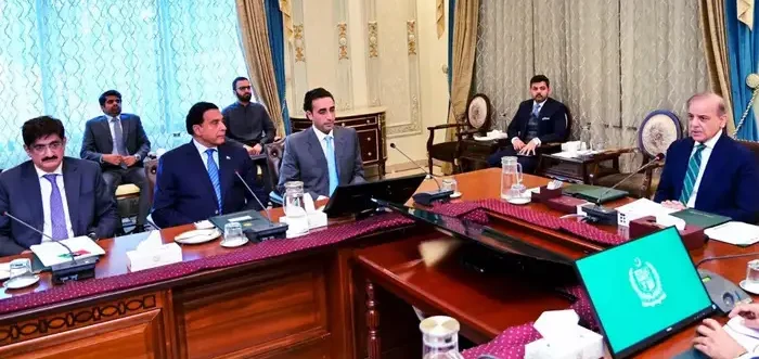 पाकिस्तान की वैश्विक छवि: शहबाज शरीफ का अंतिम राजनयिक दांव