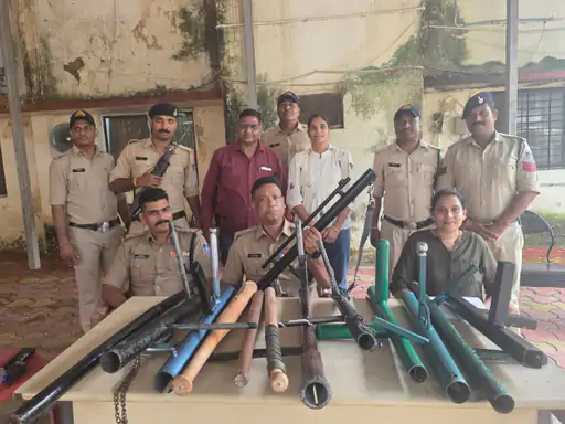 रतलाम ईद मिलादुन्नबी जुलूस में जुगाड़ फटाका जब्त